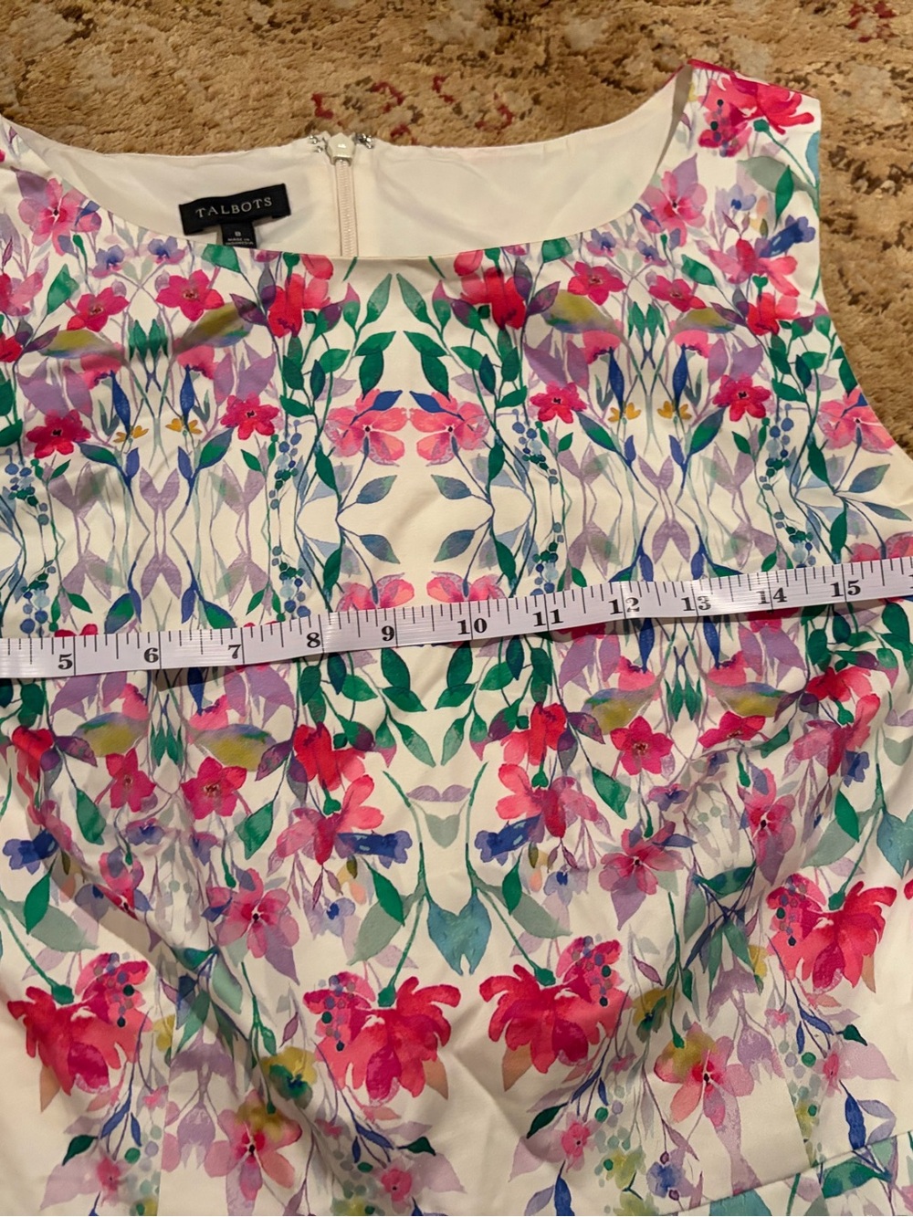 Like New Talbots Falling Floral / Rose Garden Fit & Flare Dress. Quiet luxury - Picture 3 of 6
